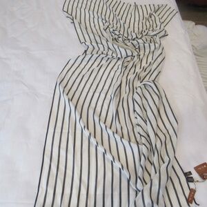 NWT $925 LORO PIANA Cashmere / Silk Cream w charcoal Long Scarf Shawl.AS IS